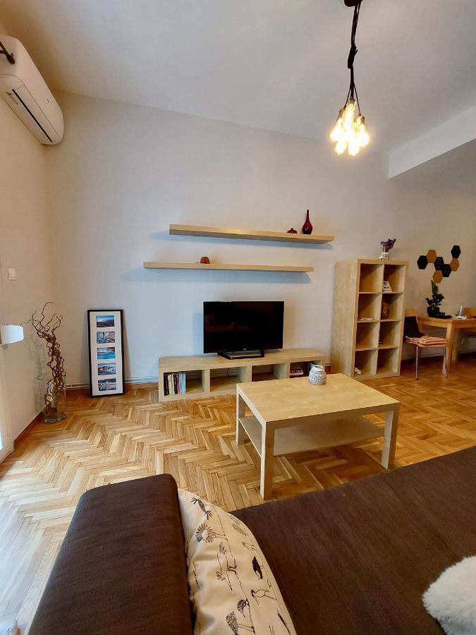 Christina-Anna Athens City Center Walking Distance To Everywhere And Acropolis, In One Of The Most Favorable Locations By National Gardens And Zoo, Hellenic Parliament In Syntagma And Stylish Exquisite Kolonaki Cozy Renovated Apartment Zewnętrze zdjęcie